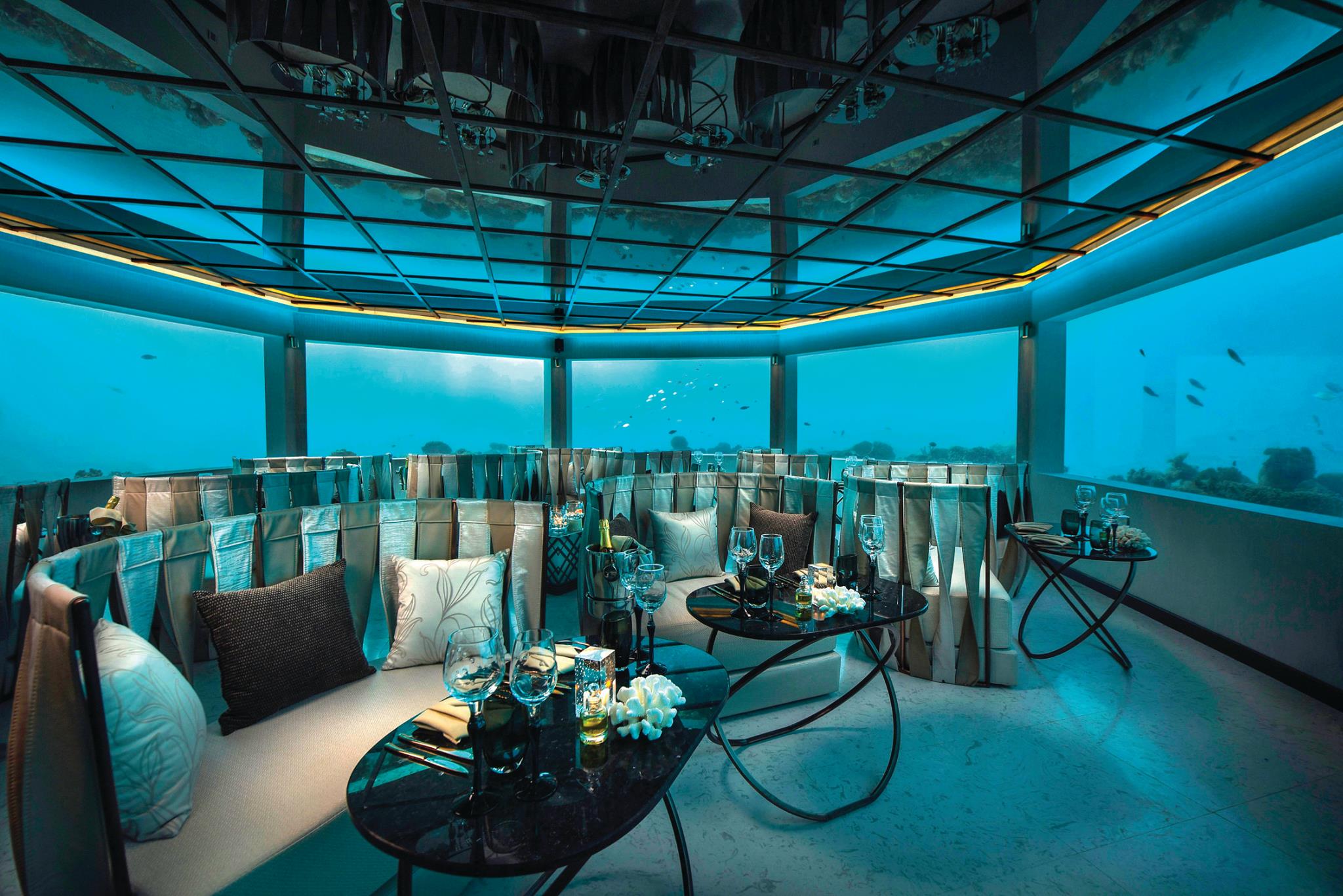 M6m underwater restaurant maldives