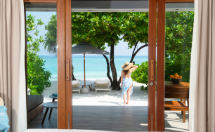 Sunset Symphony: Ifuru Island’s Beachfront Villas Embrace Nature’s Artistry