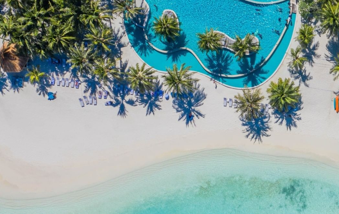 Kandooma Maldives Welcomes 2024 Surfing Legends Series