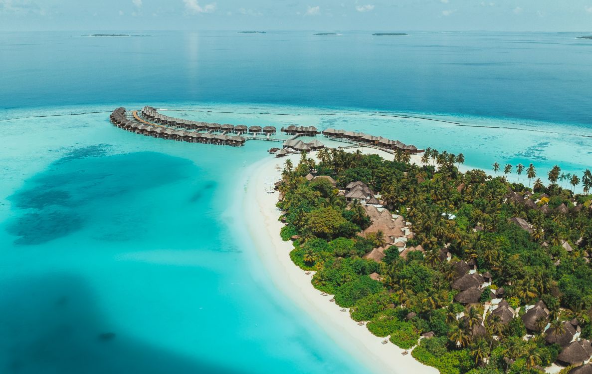Sun Siyam Iru Fushi Maldives Recognised Among “Reader’s Favourite Overseas Hotels” by Travel + Leisure China 2024