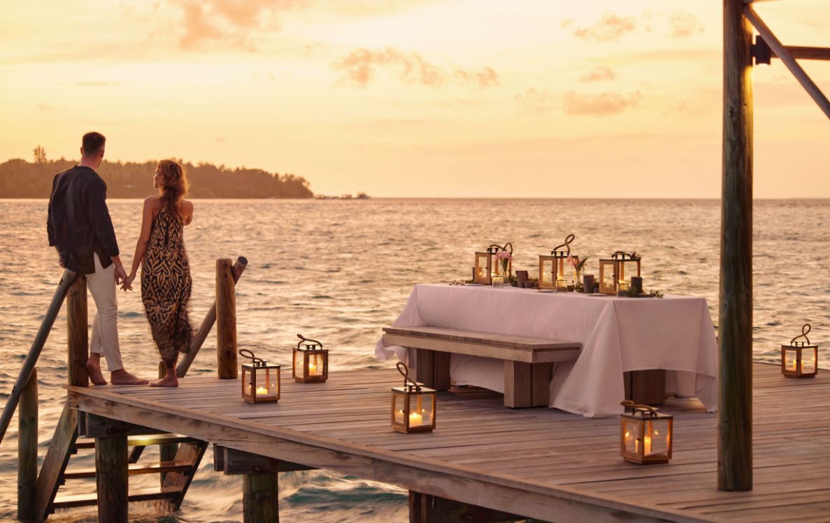 COMO Maalifushi Beachfront Dining Experience
