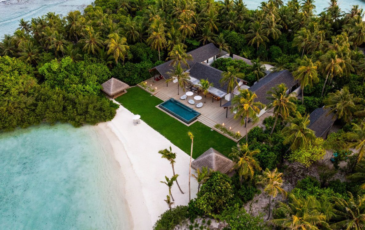 RAAYA by Atmosphere’s RAAYA Residence Recognized in Robb Report Russia’s “Best of the Best 2025” Awards