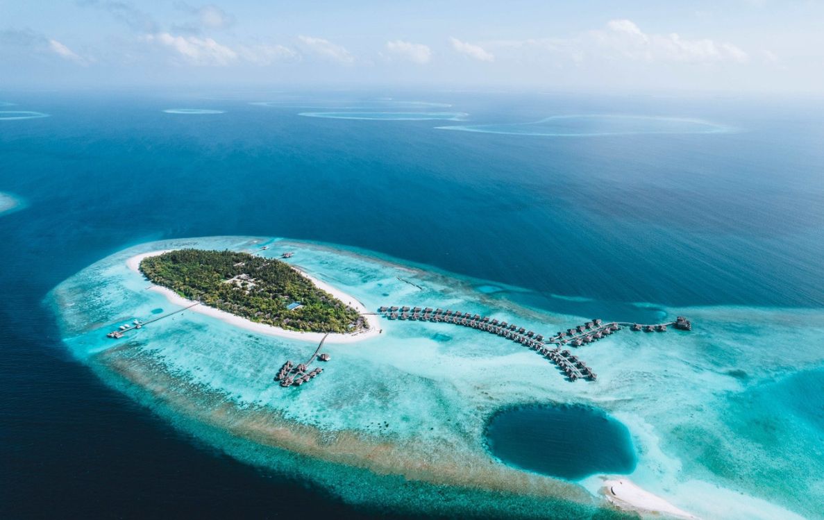 Vakkaru Maldives Named World’s Leading Private Island Resort at World Travel Awards 2025