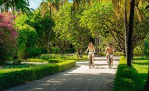 Discover Your Perfect Island Getaway at Adaaran Select Hudhuran Fushi