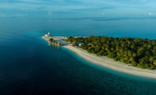 InterContinental Maldives Maamunagau Resort Unveils New Padel Court